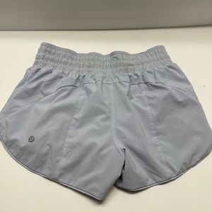 Lululemon Iron Purple/Serene Blue Women’s Reversible Short - Size 6